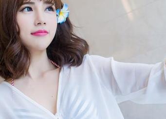 爱蜜社 – 酥小白的蜜汁图片精选：惹人猜疑的秘密