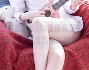 浴室里的白露Bululu私房美图，色调高级得让我怀念洗澡的时光。