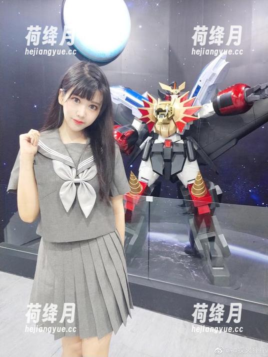 95式夏鸣蝉特别版：神探火狸狸的私拍，夏日的气息这样展开
