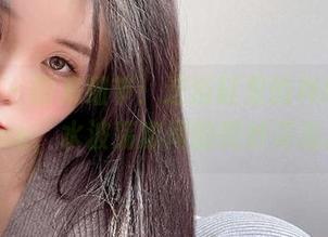 微密圈 – 图集细节：这浴缸里的禅雨儿Lynne，水波荡漾间的微妙姿态。