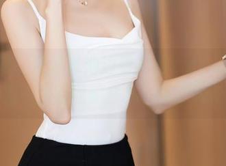 秀人网 – 带你泳池边看希雅sia，原图里的每一张都暗藏玄机…呃，水花？
