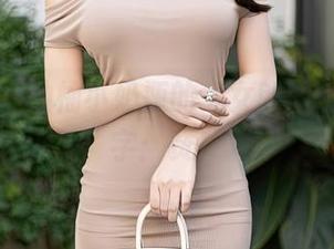 秀人网 – 柚柚小奶瓶的兔女郎图包，一个字：赞！