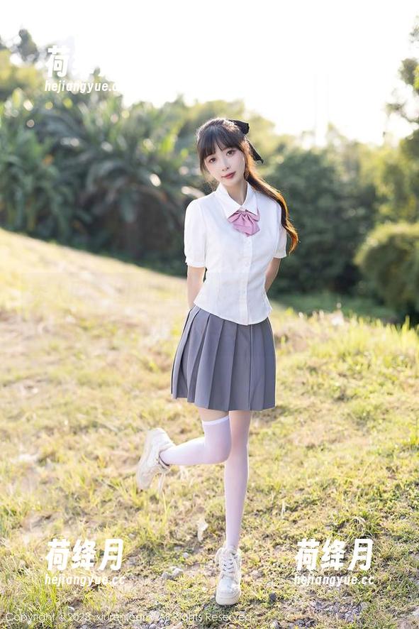 秀人网 - 图册里的白茹雪abby：熟女美腿，告诉我啥时候开始喝豆浆？！
