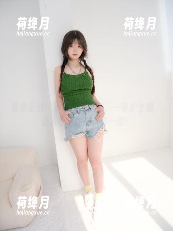 紧急企划 - 小恩的写真组，一身护士服，让人忍不住想多看一眼！
