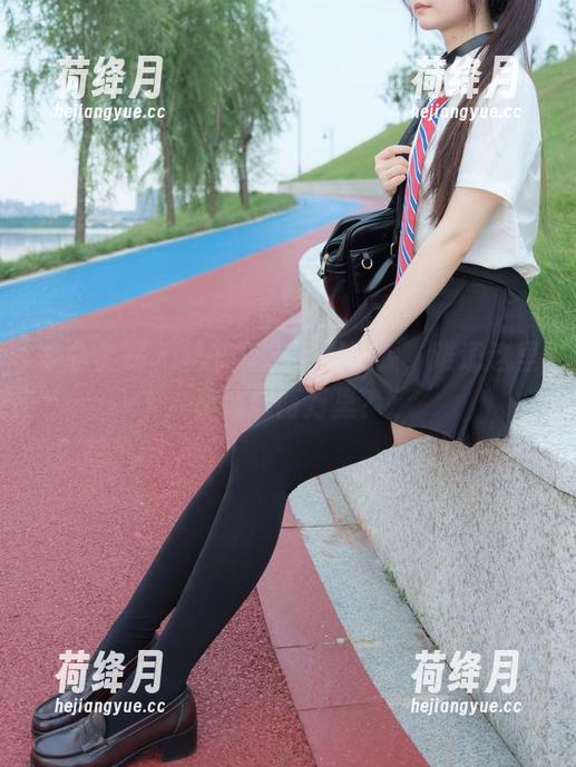 紧急企划 - 林书辞水手服资源，难道这里是海底两万里？