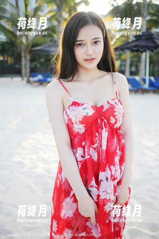 美媛馆 - 许诺sabrina的黑白图集更新：沉默的美，令人想要深究却又不忍靠近。