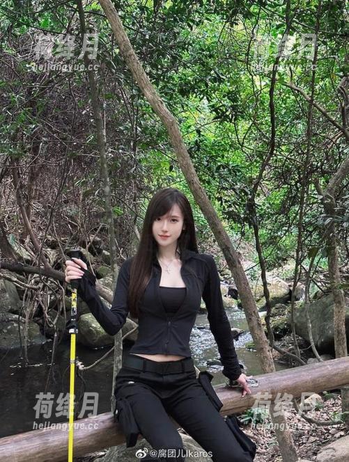 被腐团儿Ikaros的无圣光美脚击中，作品提高了我的审美水平？