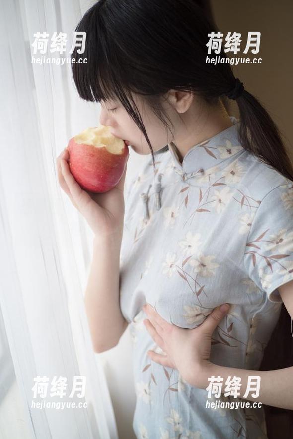 想要西尔酱的全套瑜伽吗？下载后也不见得能达到那个腰…哈哈！