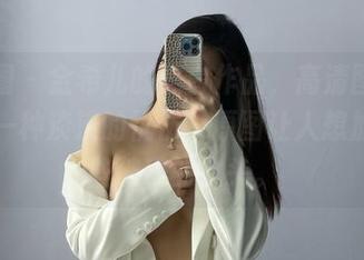 微密圈 – 金希儿的黑白作品，高清图像里透着一种淡淡的忧伤，原图让人想加入一些破碎的念头。