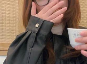 闪月半兔女郎图集，乐趣与美好双拼，下载起来不尴尬，你说呢？