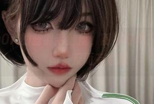 阿薰kaOri的蓝羽毛魅魔，刚被好吗？圣光全没，图集反而有意思