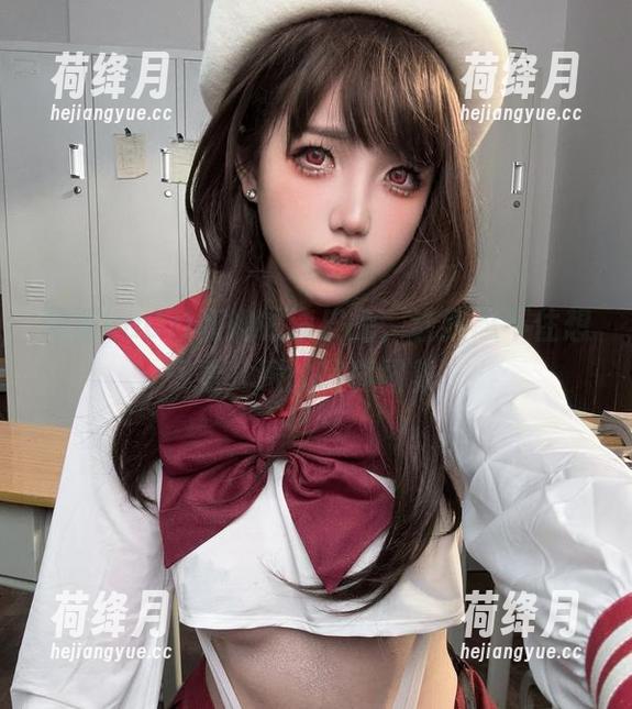 阿薰kaOri和她的漆皮兔，让我忍不住想多看几眼的写真图集。
