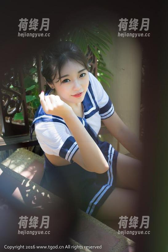 青豆客 - 隐藏在修女形象下的孙梦瑶，免费照片带你看透一切