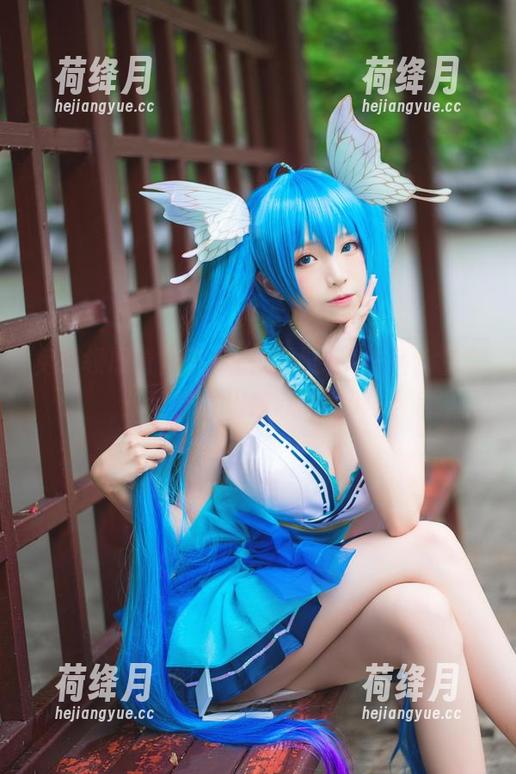 免费领取青青子Js的魔法少女作品，警告：可能会让你心潮澎湃…