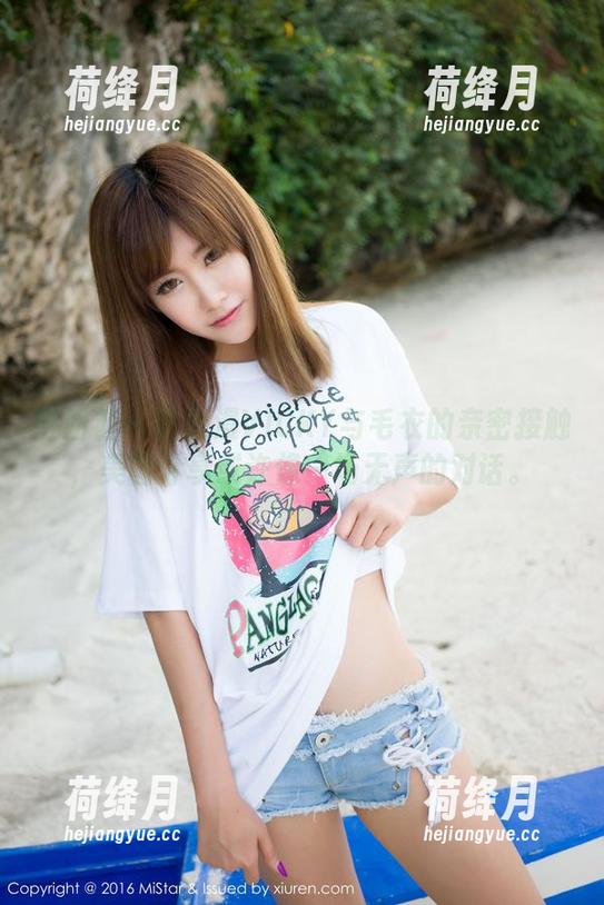 魅妍社 - 陈雅漫VICKY与毛衣的亲密接触，美图分享或许像一场无声的对话。